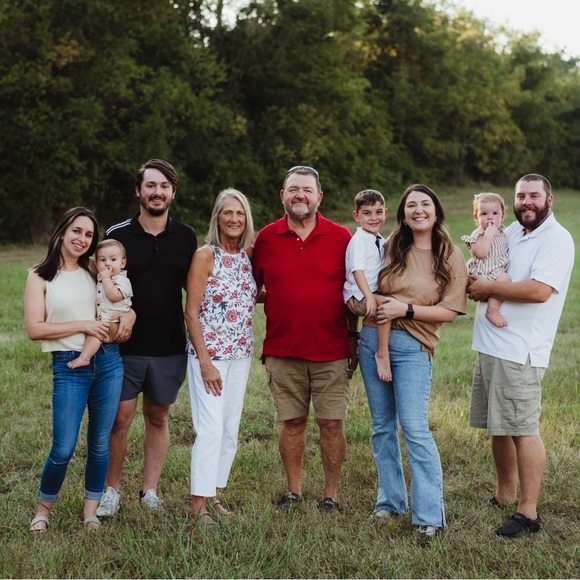 Meet your Posher, Jeannie - Picture 2 of 3